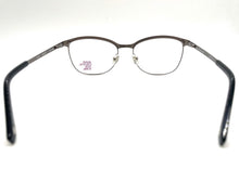 Load image into Gallery viewer, Jimmy Crystals Dubai