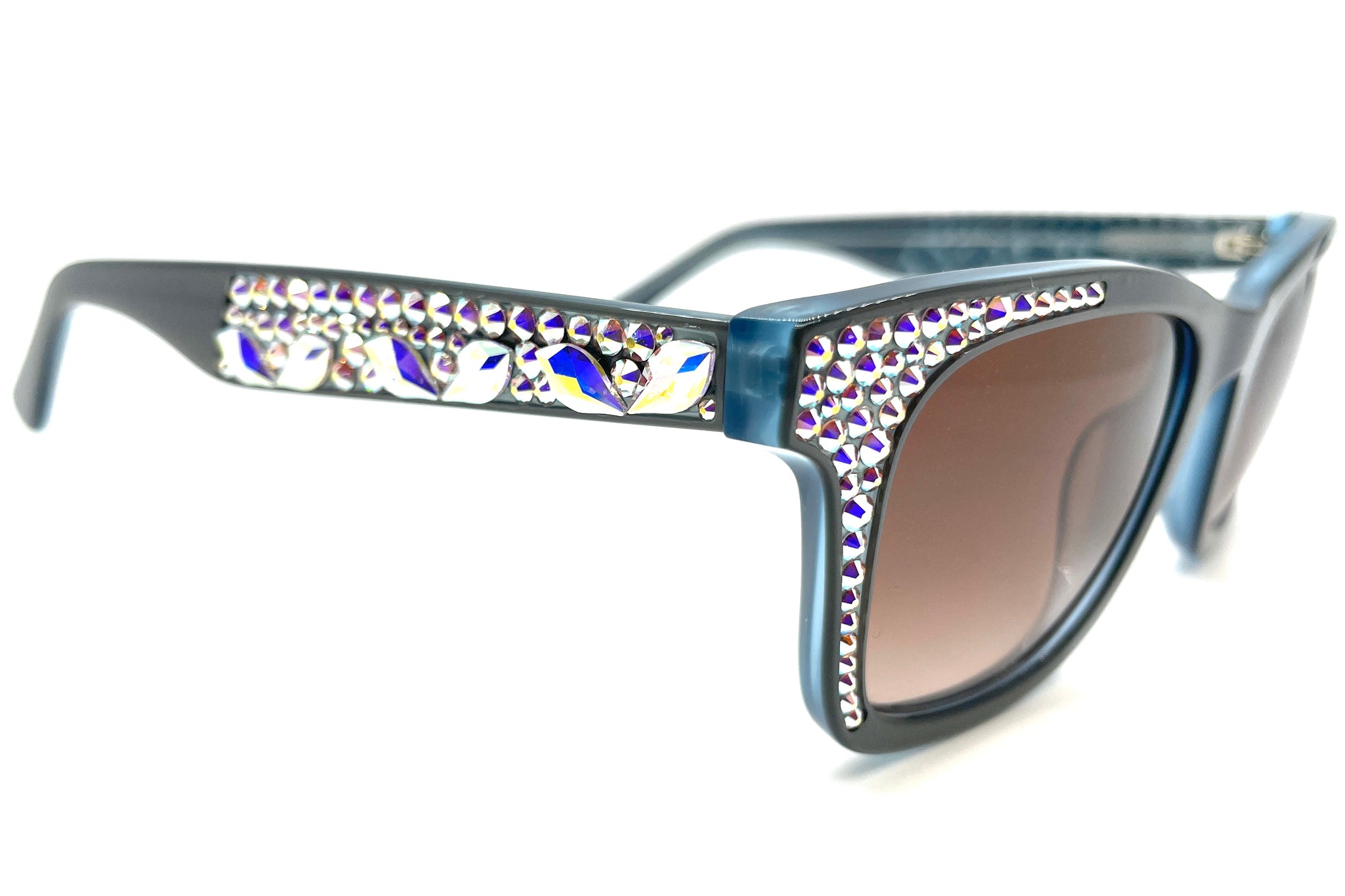 ?Jimmy Crystal Sunglasses A GROUP OF TWELVE VARIOUSLY COLORED SUNGLASSES, JIMMY  main image 3